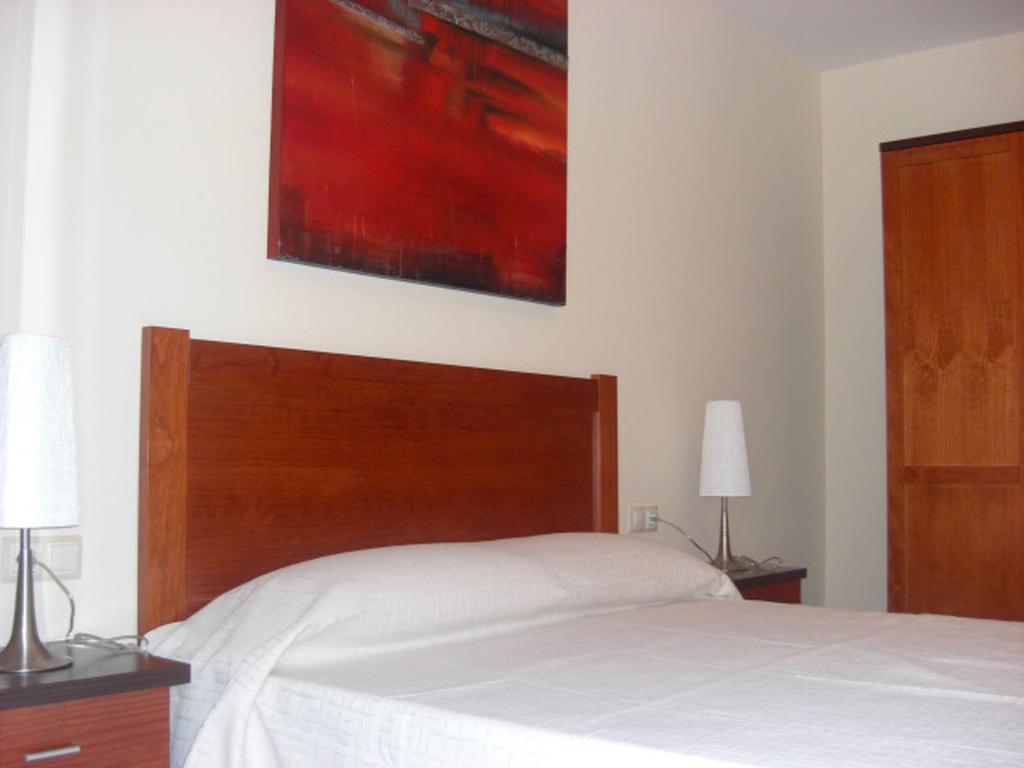 Cal Ribero Aparthotel Vilanova De La Sal Room photo