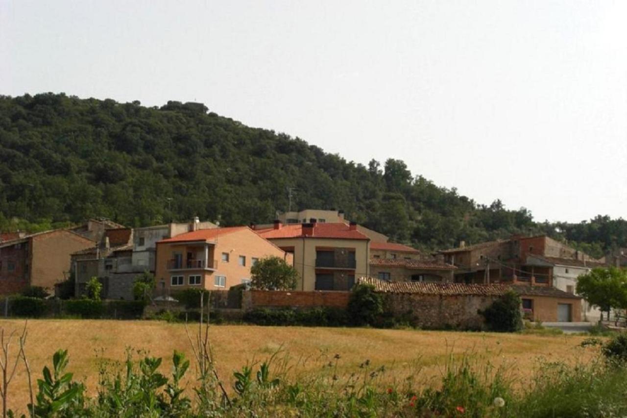 Cal Ribero Aparthotel Vilanova De La Sal Exterior photo